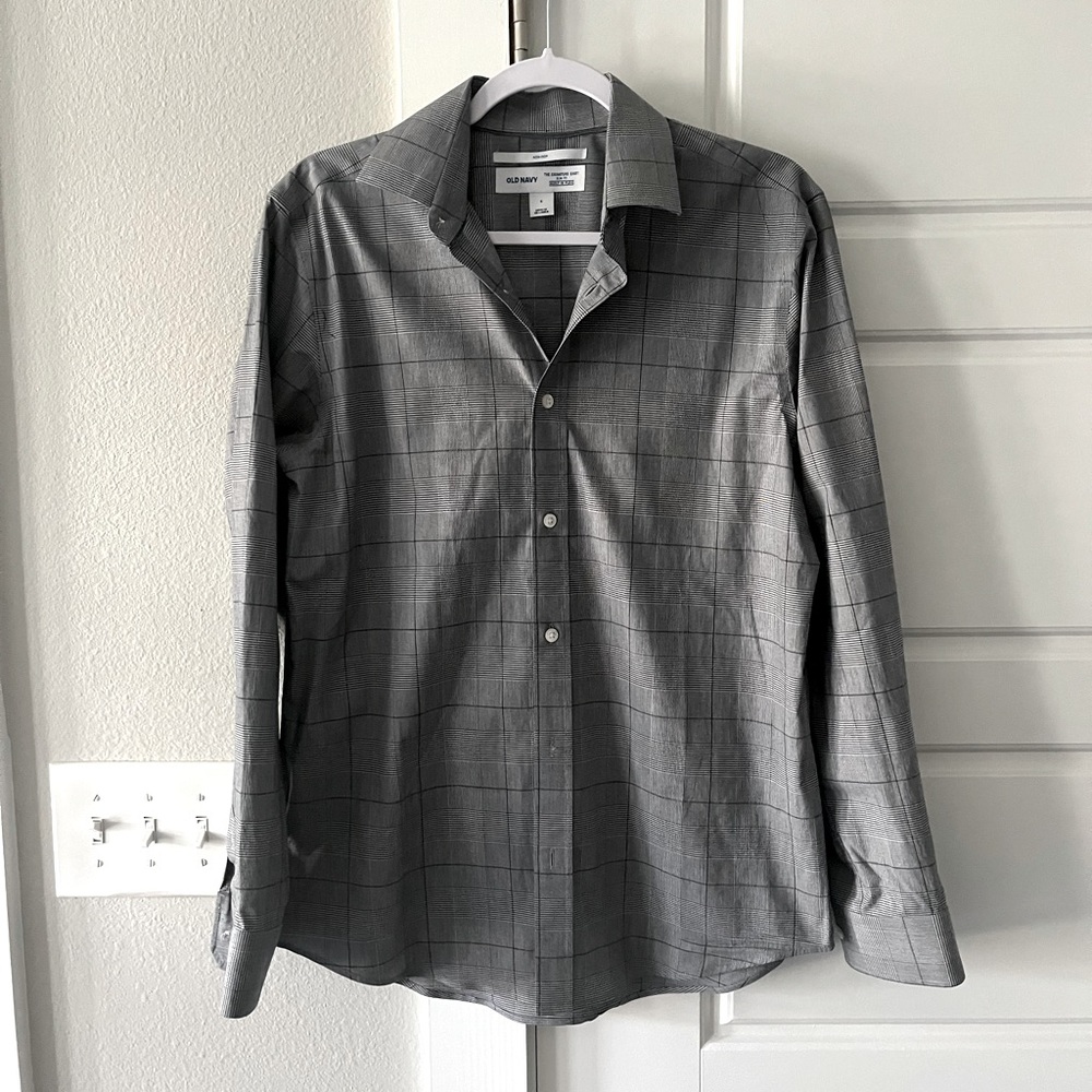 Men’s Plaid Grey Dress Shirt